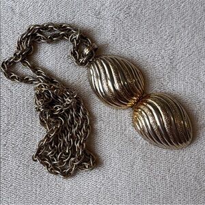 Vintage 1968 AVON Golden Charmer Locket Necklace Chain for Solid Perfume